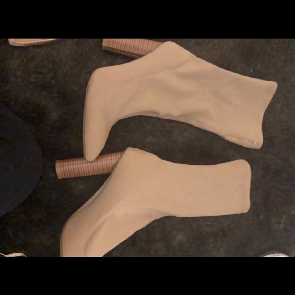 Simmi Ankle Boots